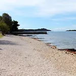 With Parking Space Valbandon, - 20770 Διαμέρισμα *