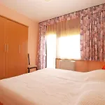 With Parking Space Valbandon, - 20770 Διαμέρισμα *