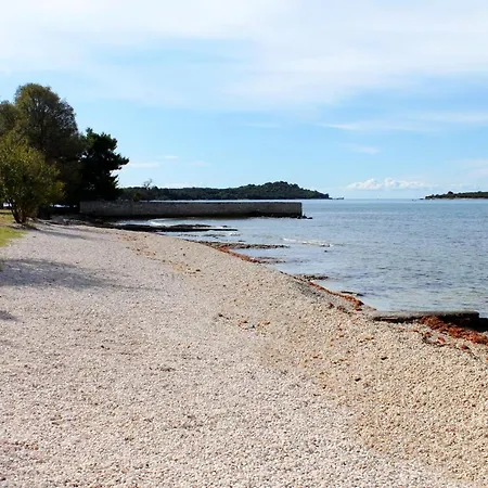 With A Parking Space Valbandon, - 20770 Apartman *