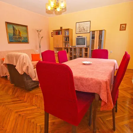 With A Parking Space Valbandon, - 20770 Apartman